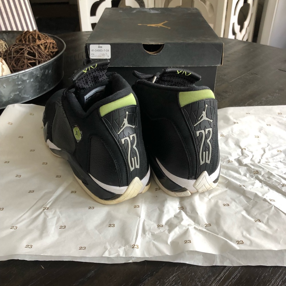 JORDAN 14’s size 10